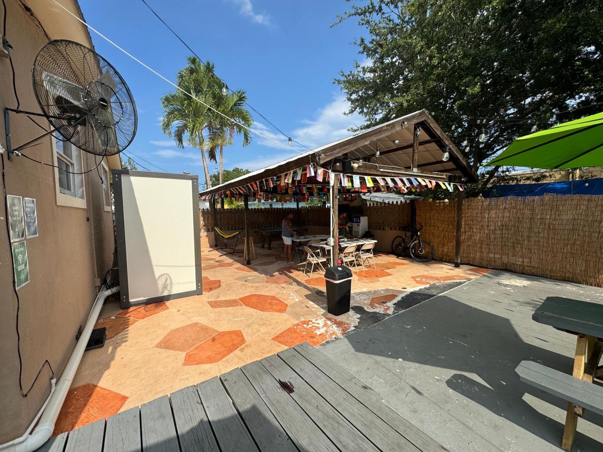 Wynwood Beds Albergue Miami Exterior foto